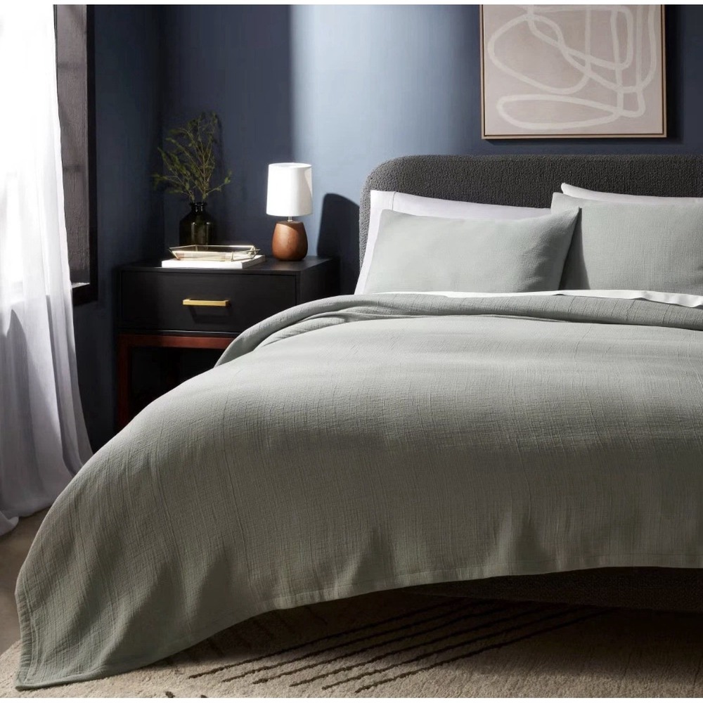 NWT Threshold 100% Cotton Full/Queen Luxe Matelasse Coverlet Light Teal Green